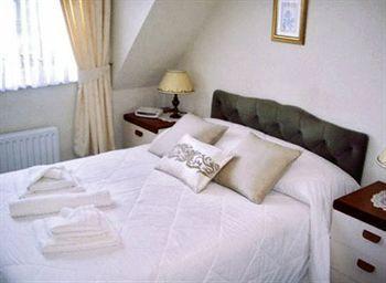 The Beech Tree Hotel Highcliffe Buitenkant foto